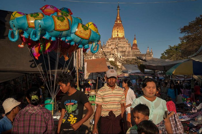 Burma - Myanmar - Bagan - Ananda Market